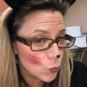 Meet your Posher, Gina